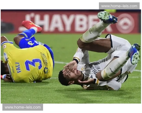 从欧冠惨败到联赛换帅 马赛本赛季动荡折射管理问题